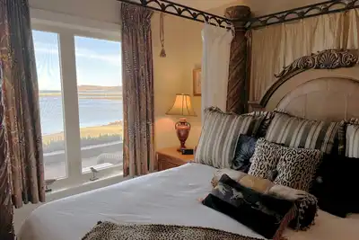 Image de Oceanfront Luxury Magical Views Sunset and Sunrise\n