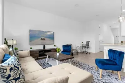 Image de 3 Bedrooms/ 2. 5 Bathrooms/ Festival (812 Ld)