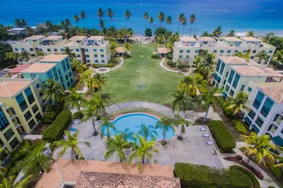 Image de Family Penthouse Rain Forest Views & Beach Access