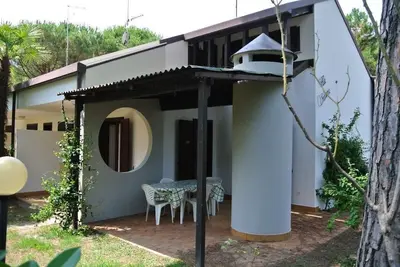 Image de Maison de vacances Lignano Sabbiadoro pour 1 - 8 personnes avec 3 chambres à coucher - Maison jumelé