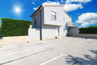Image de Maison de vacances Banjole pour 1 - 8 personnes avec 3 chambres à coucher - Maison de vacances
