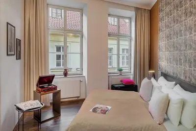 4 Arts Apartments by Adrez Living