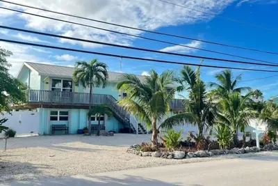 Image de Waterfront Oceanside 200' Seawall 3\/2 Sleeps 6