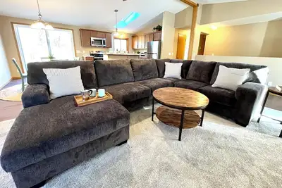 Image de Lake Arrowhead Retreat with club pools and beaches