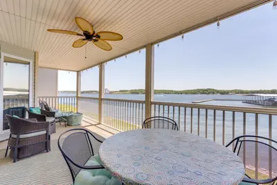 Image de Lake Views & Screened Porch: Ozarks Getaway!