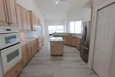 Image de Comfortable House w/ Ac + Kitchen