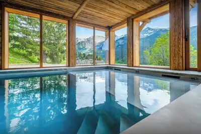Image de Chalet Arpitania - luxe pour 14 avec piscine et spa - Ovo Network