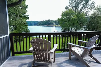 Image de Family Retreat on South Cove of Lake Keowee; Private Dock; ~ 10 Mi from Clemson