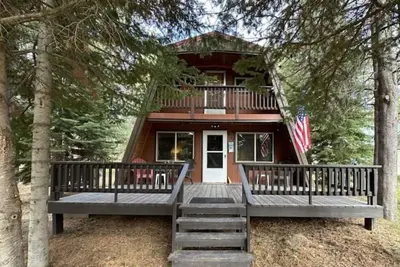 Image de 5 minutes to Henry's Lake & 20 minutes to Yellowstone!