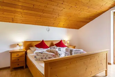 Image de Appartement \"Pardellerhof Schlernblick\" avec vue sur les montagnes, terrasse partagée et Wi-Fi