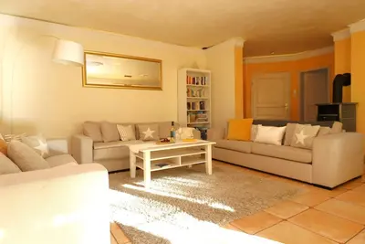 Image de Große Ferienwohnung mit 2 Bädern und Südterrasse in Strandnaher Lage