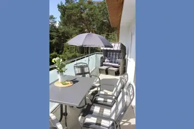 Image de Ferienwohnung mit Balkon in Einem Reetdachgedecktem Strandhaus
