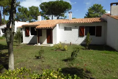 Image de Maison 3 pièces à La Palmyre, proche mer, patio et parking, 4 pers.