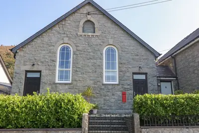 Image de Hen Gapel Seion, pet friendly, character holiday cottage in Trefor