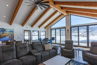 Image de View-Topia ⁓Amazing Veiws⁓On 35 acre & Salt River ⁓ Fly Fishing ⁓ Trail Riding