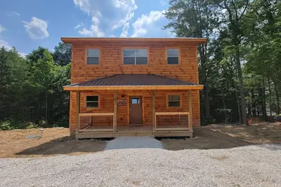 Image de WiFi w\/Great Location - Skyline Chalet - Large Family Getaway in Red River Gorge, Ky!