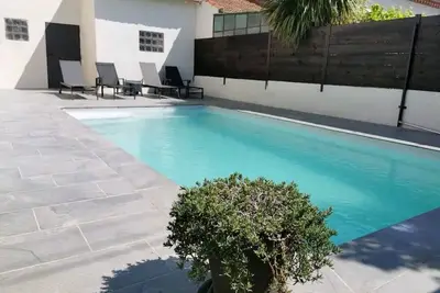Image de Villa avec piscine