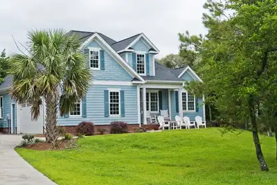 Image de Blue Bungalow, Soundside House in Pine Knoll Shores in Nc!