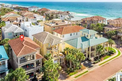Image de Steps from the Beach and Pool - Destiny by the Sea