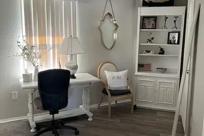Image de New To Market read great reviews from my other properties Cute Cozy Home