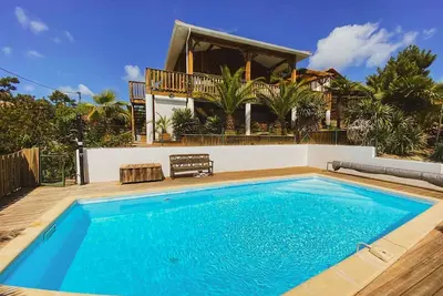 Image de Villa de Prestige Vue Bassin avec Piscine