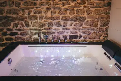 Image de La Suite de l’Étoile - Séjour romantique et Spa privatif en Normandie