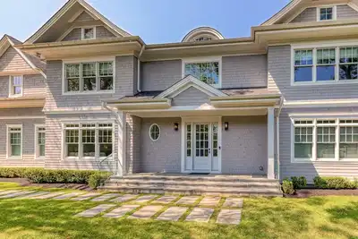 Image de Modern Luxury Southampton Home