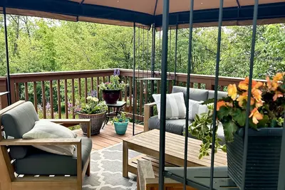 Image de McKinley House: mountain views, fire pit, deck, walk to town & Mirror Lake
