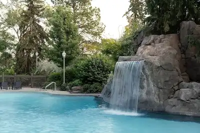 Image de Enjoy a Hassle-Free Stay! Pet-Friendly, Near Mobius Children's Museum