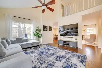 Image de Furnished Deck & Grill: Reno Getaway!