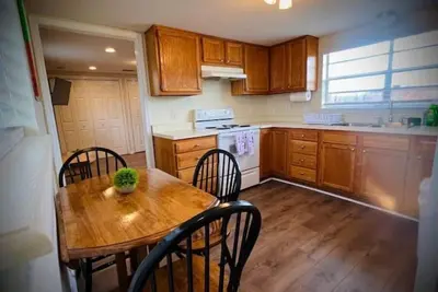 Image de Lovely 2 bedroom condo