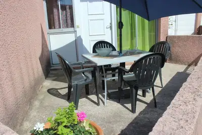 Image de Beau T3 avec piscine collective proche Port, plage et commerces-4jdn822