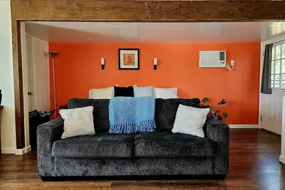 Image de Comfy Loft Retreat Above the Pines