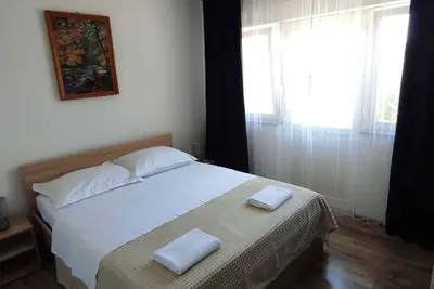 Image de Appartement de deux chambres avec air conditionné Kastel Stafilic, Kastela (A-21087-b)