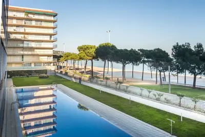 Image de Appartement de vacances \"Nereides\" avec vue sur la mer, piscine partagée et Wi-Fi