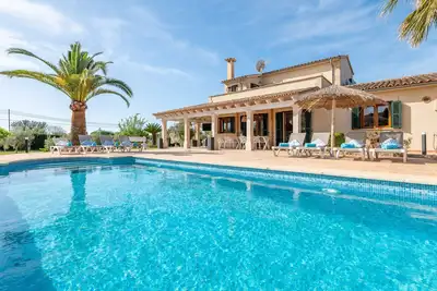 Image de Maison de vacances 'Villa Sun Club Home' avec piscine privée, Wi-Fi et climatisation