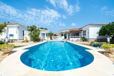 Image de Maison de vacances \"Palmera\" avec piscine partagée et Wi-Fi