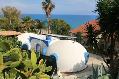 Image de Oasis sur la mer - Bungalow Ă 120 m de la plage.