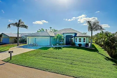 Image de Peaceful Landing | Canal View | 3 Bed, 2. 5 Bath