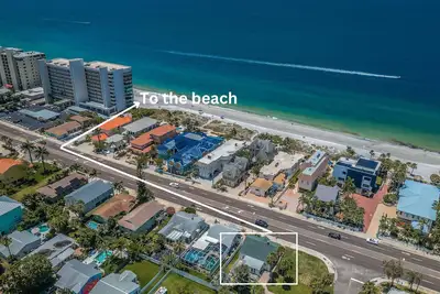 Image de HummingBird Hideaway - Redington Beach Home