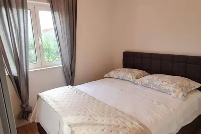 Image de Appartement de vacances Okrug Gornji pour 1 - 4 personnes avec 2 chambres Ă coucher - Appartement de