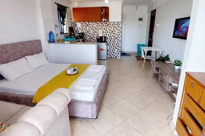 Image de Cosy, clean, yasmin Studio Apartment