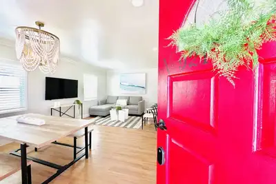 Image de 921- Beachside Cottage-Hottest location in San Diego