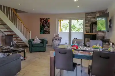 Image de Maison-Salle de bain privée séparée-Vue sur la campagne