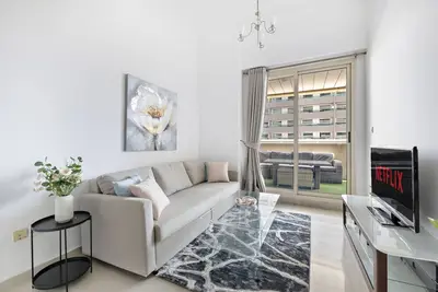 Image de Vibrant 1 Bd in the Marina with Spacious Terrace
