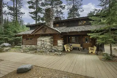 Image de Polar Bear Palace- amazing log cabin in Boulder Junction