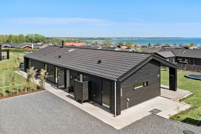 Image de Superbe maison à Sjølund avec WiFi