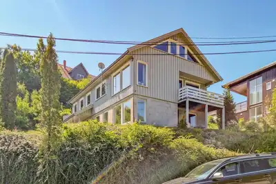 Image de Belle maison à Lyngdal avec WiFi