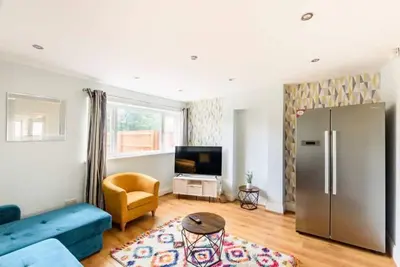 Image de Overbury Lodge, Birmingham B31 with Free Parking