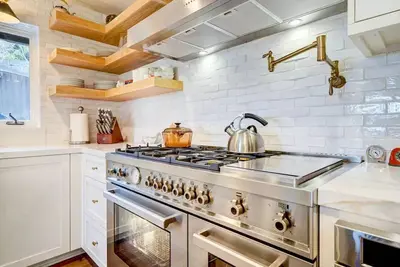 Image de Rockridge Luxury Home w/ Chef's Kitchen Near Claremont Hotel, Cal Berkeley, Bart